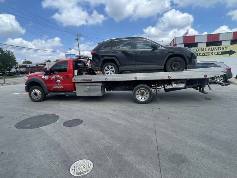 Swift Rescue for a 2019 Toyota RAV4 Near Sudie L. Williams TAG Academy, Dallas